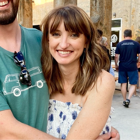 Meet your Posher, Jenna - Picture 1 of 1